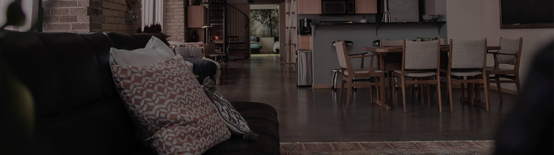 Radiant floor heating solutions banner for Des Moines, Iowa area.